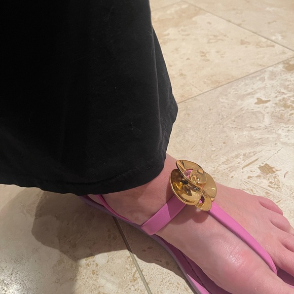 Ted Baker London Harper rose gold T-strap sandal - Picture 4 of 5